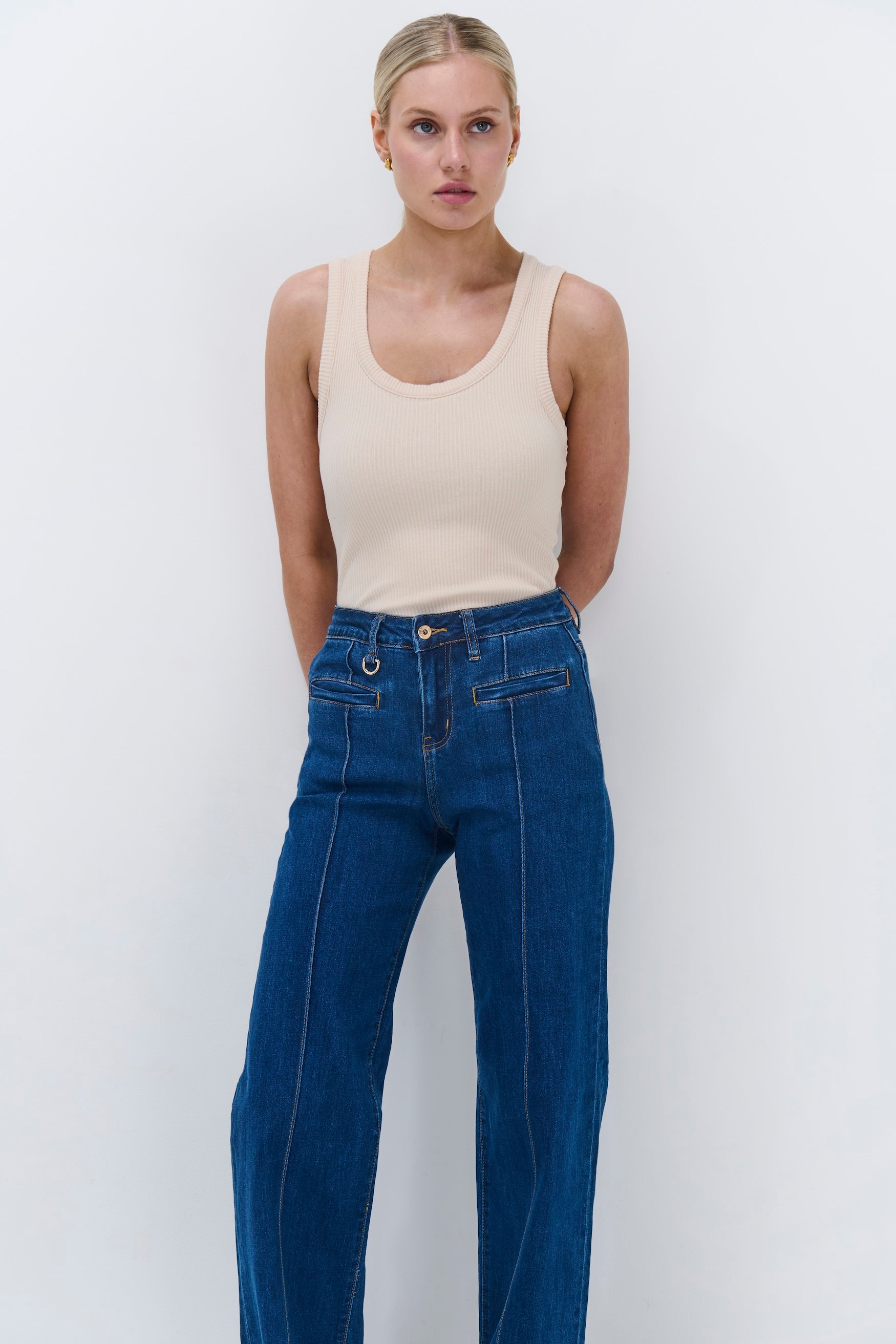 Brooke Jean in Mid Washed Blue Brooke Jean in Mid Washed Blue