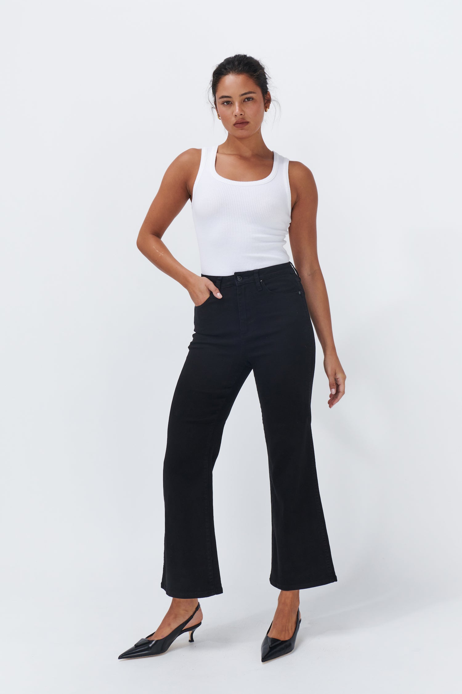 Skyla Jean in Black Skyla Jean in Black