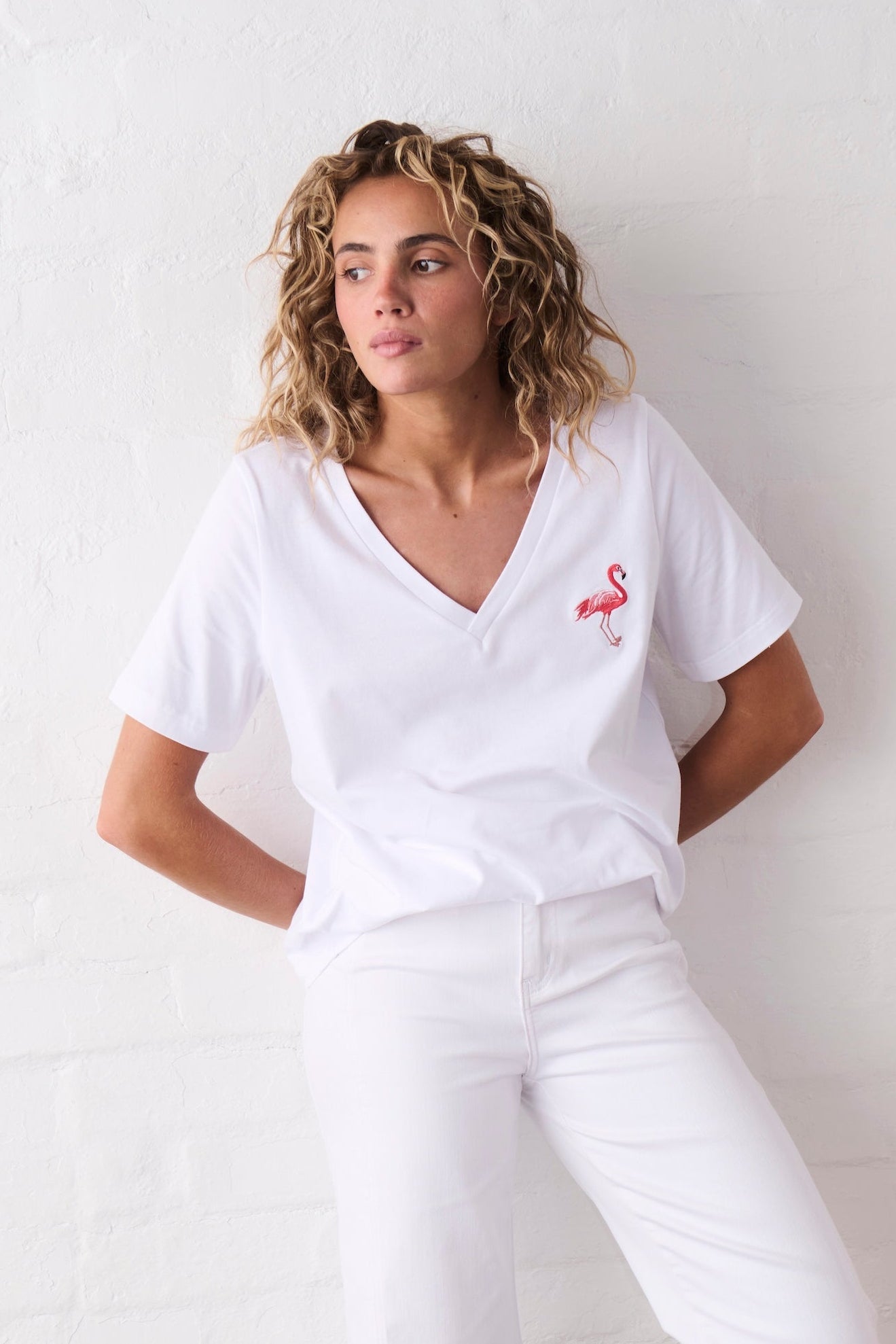 Victoria Tee | Flamingo - White