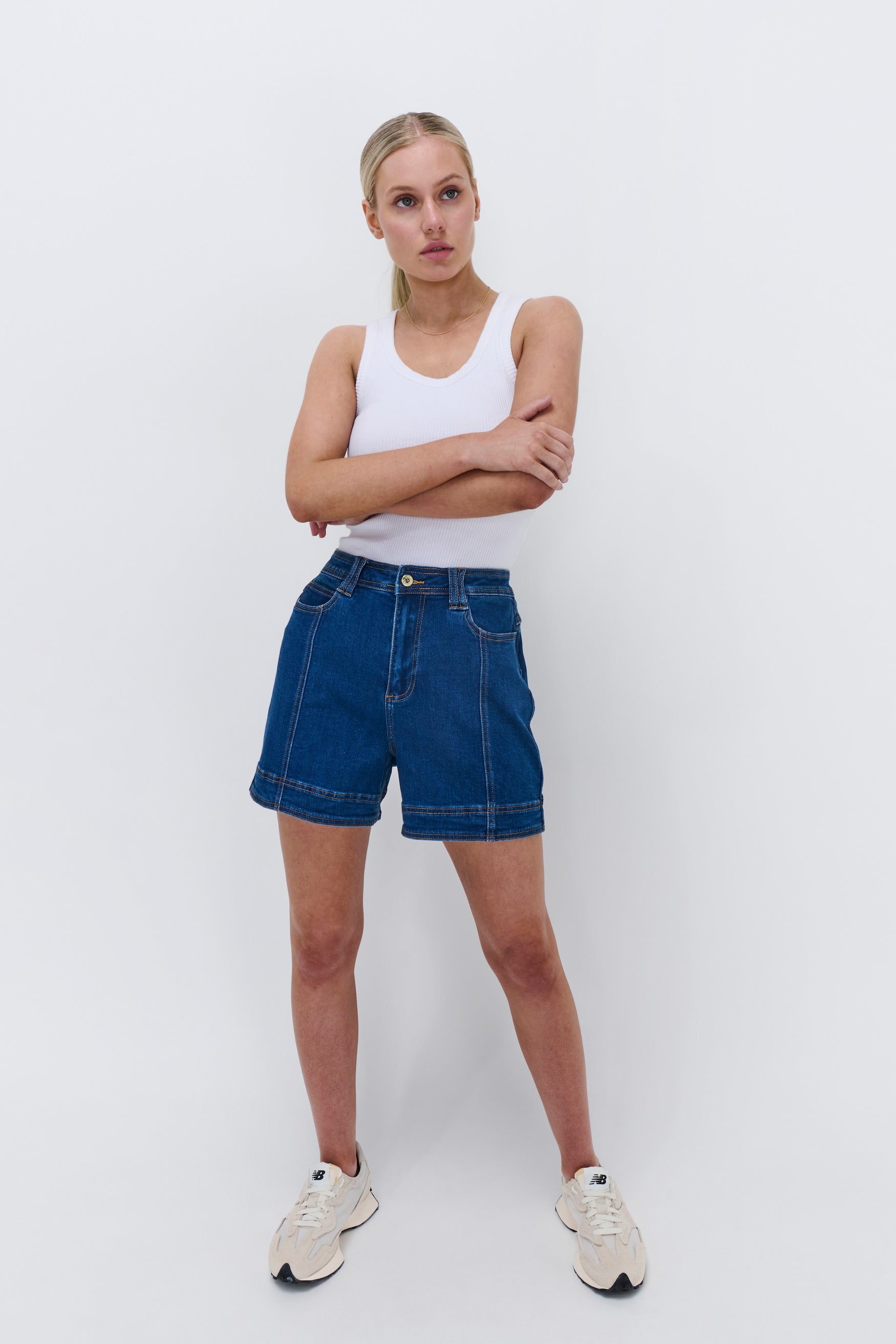 Sydney Short - Mid Washed Blue